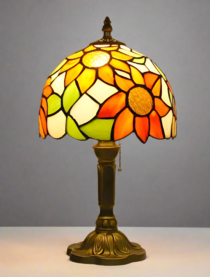 Luxury Room Decoration Tiffany Table Lamp Home Decor Desk Lamp Stained Glass Lampshade Bedside Night Light