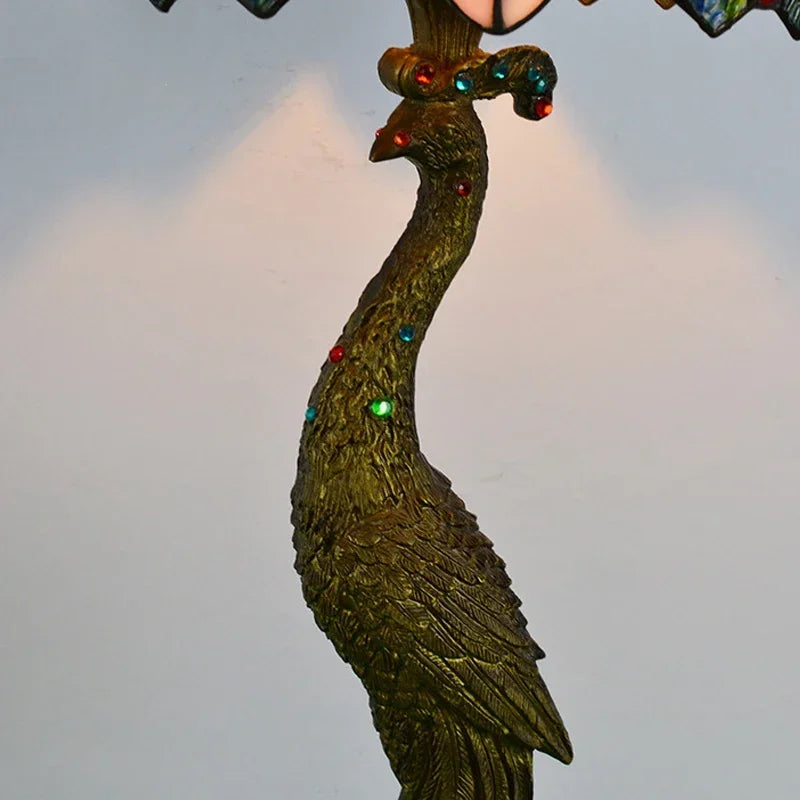 Tiffany Peacock Table Lights Led Bedside for Living Room Bedroom Desk Lamp Stained Glass Lighting Fixtures Luminarias Decoration