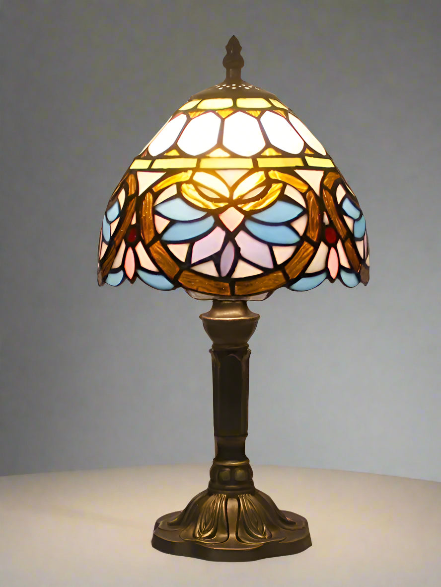 Luxury Room Decoration Tiffany Table Lamp Home Decor Desk Lamp Stained Glass Lampshade Bedside Night Light