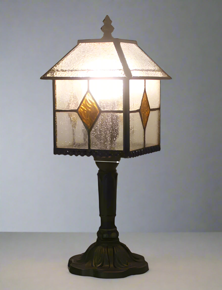 Luxury Room Decoration Tiffany Table Lamp Home Decor Desk Lamp Stained Glass Lampshade Bedside Night Light