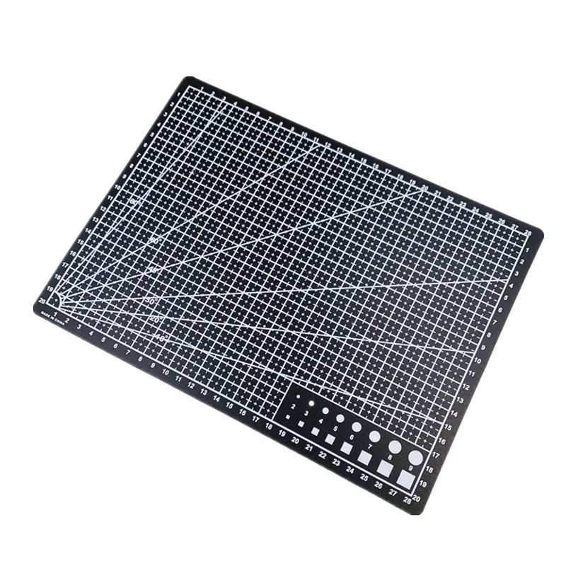 Durable A3 / A4 / A5 Multifunctional Cutting Mat Diy Handicraft Art Engraving Board Paper Carving Pad High Elasticity Toughness